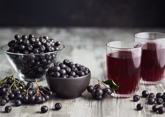 Exploring Aronia’s (Chokeberry) Health Benefits and it’s Super Powers