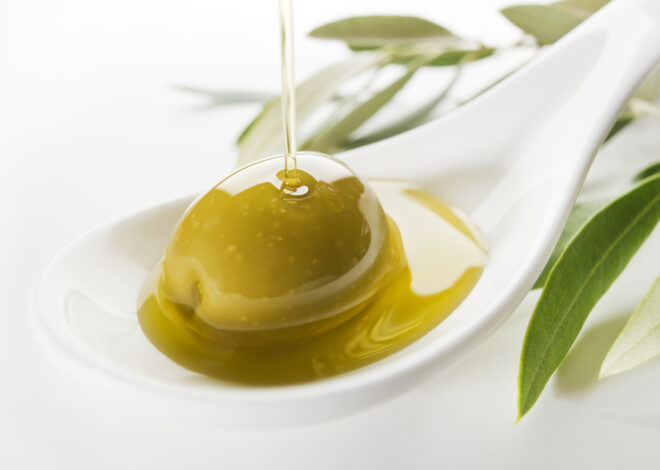 Unlocking the Healing Benefits of Drinking Olive Oil